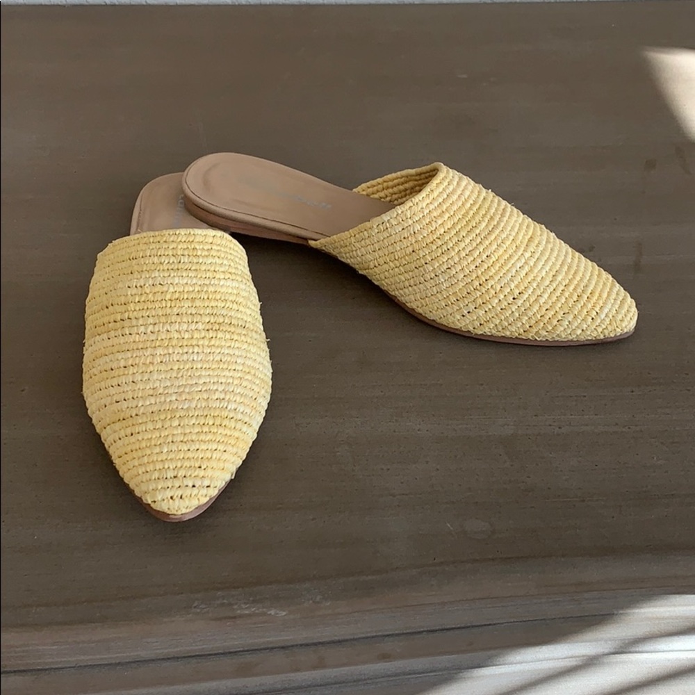 Raffia Slides